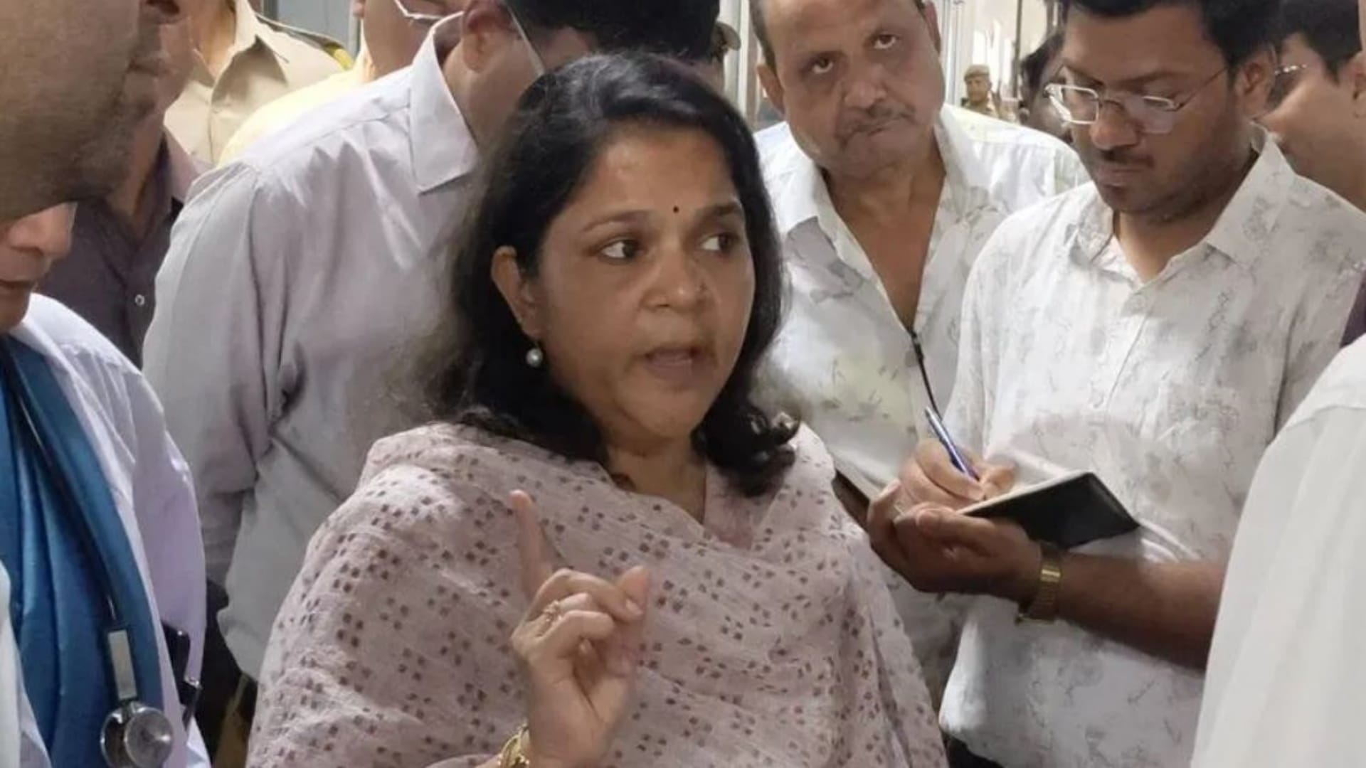 चिकित्सा शिक्षा विभाग की प्रमुख शासन सचिव गायत्री राठौड़