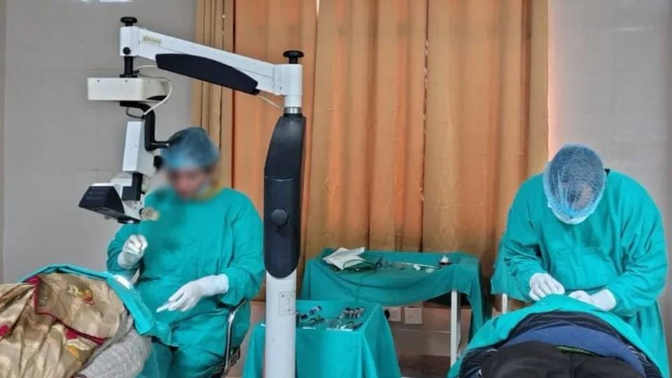 doctor forgot to apply stitches after performing C-section In Lucknow