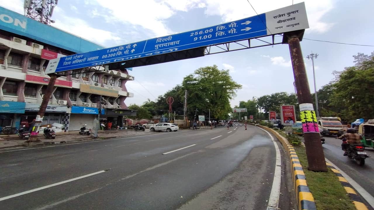 unipoles and trees to fall on roads due to storm and rain in Bareilly