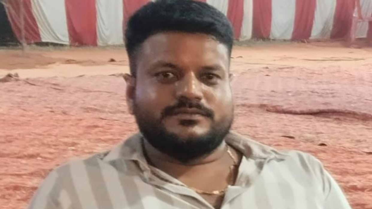 Varanasi Accident Vehicle Drags Municipal Corporation Contractor for 30 Meters Death Ensues
