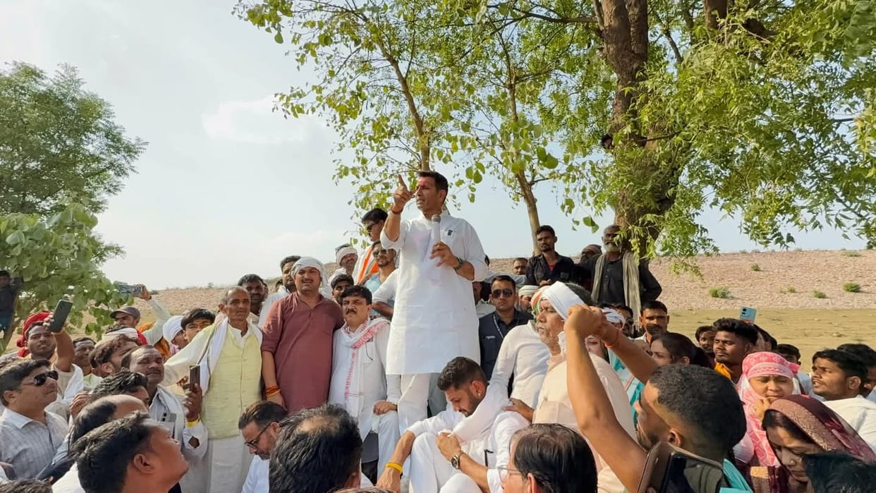 Political Row Over Ken-Betwa Project Escalates: Rahul Gandhi to Visit; Audio of Heated Exchange with Revenue O