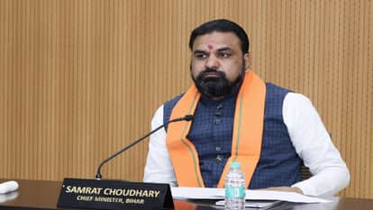 Bihar Cabinet Approves New EV Policy Women to Get one Lakh Subsidy on Electric Cars