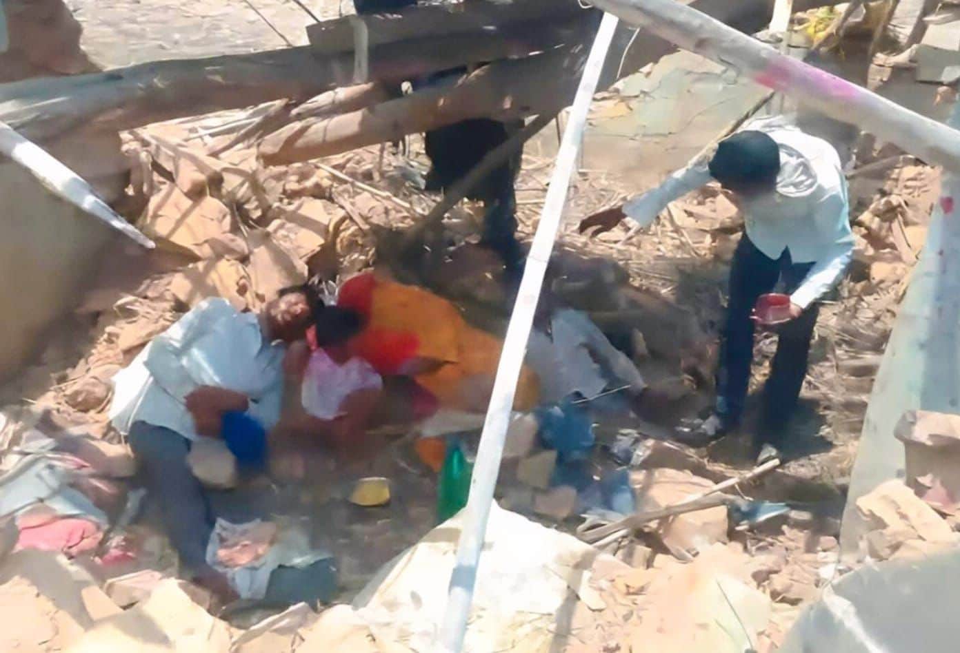 Ken-Betwa Link Project: Encroachment removal team pelted with stones, officers' vehicles vandalised