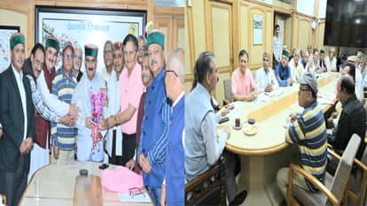 Pensioners to receive 40 percent of arrears by July 31; CM gives assurance during meeting.