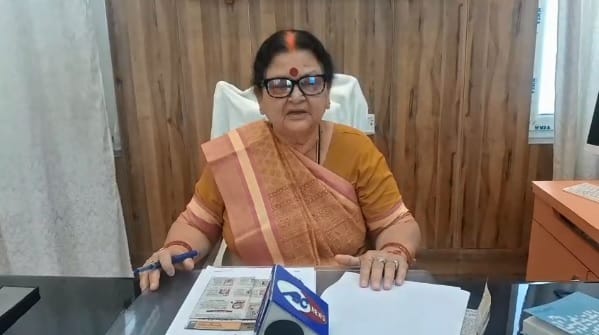 Kanpur Mayor Pramila Pandey Gives Up Escort Vehicle Launches Fuel Conservation Drive in Response to PM Call
