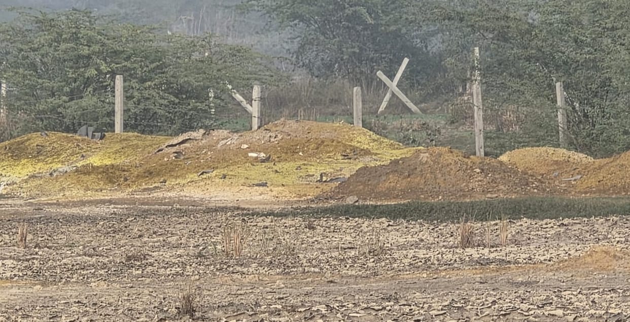 Villagers Chase Away Dumpers Removing Chromium Waste at Night