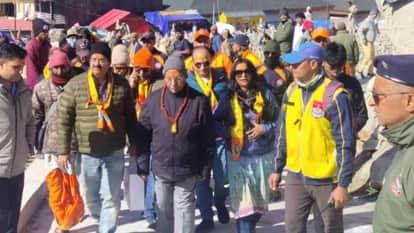 Nagaland Governor Nand Kishore Yadav arrived at Kedarnath Dham offered prayers to Baba Kedar
