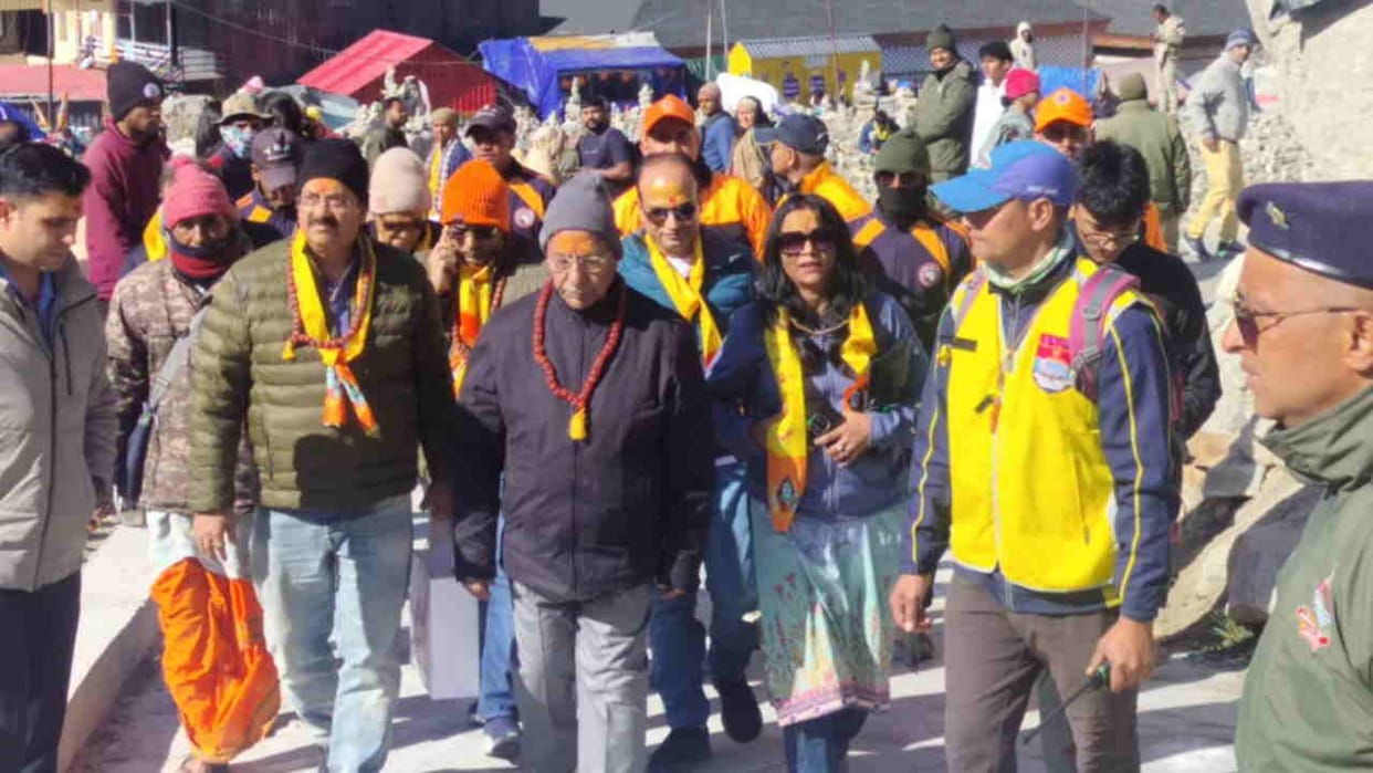 Nagaland Governor Nand Kishore Yadav arrived at Kedarnath Dham offered prayers to Baba Kedar