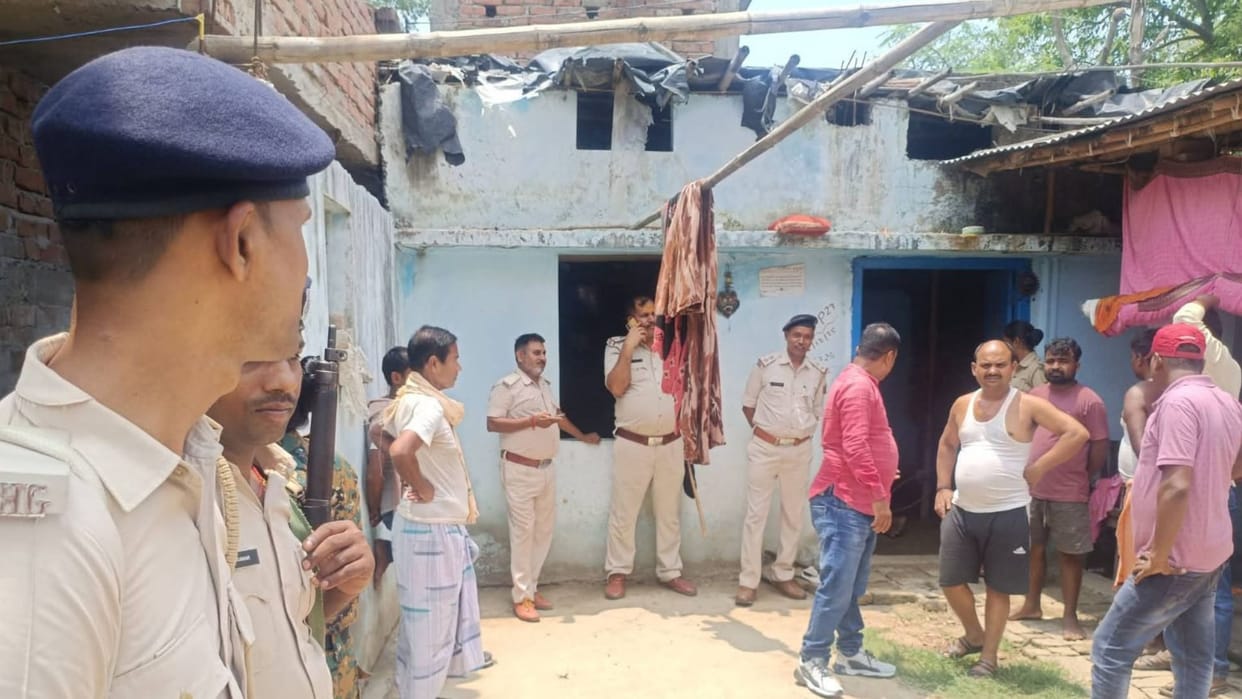Bihar: Enraged after his father death a son killed six people including his mother with a sharp-edged weapon