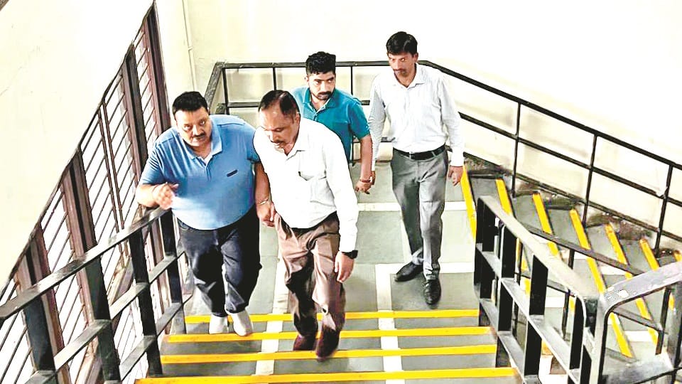 Three Arrested Including Two Contractors in 13 Lakh Bribery Case CBI Takes Father-Son Duo into Remand