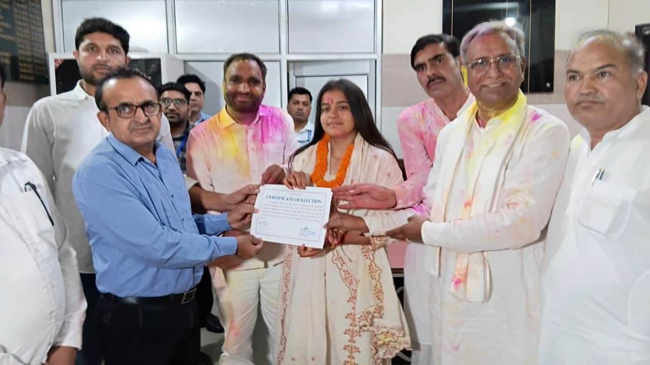निर्दलीय उम्मीदवार रीमा सोनी