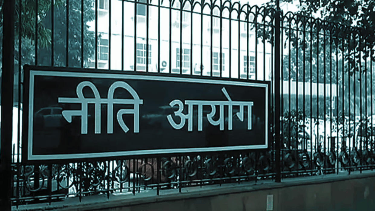 NITI Aayog Report Students in Himachal Continue Their Education Instead of Dropping Out