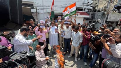 jammu kashmir Cong protests in Jammu over NEET cancellation