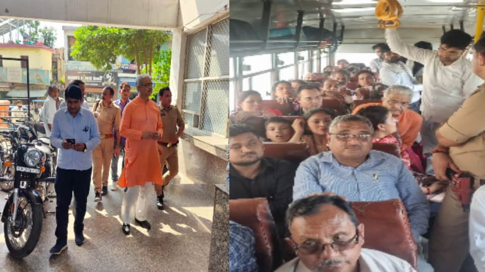 पूर्व सांसद ने बस में किया सफर