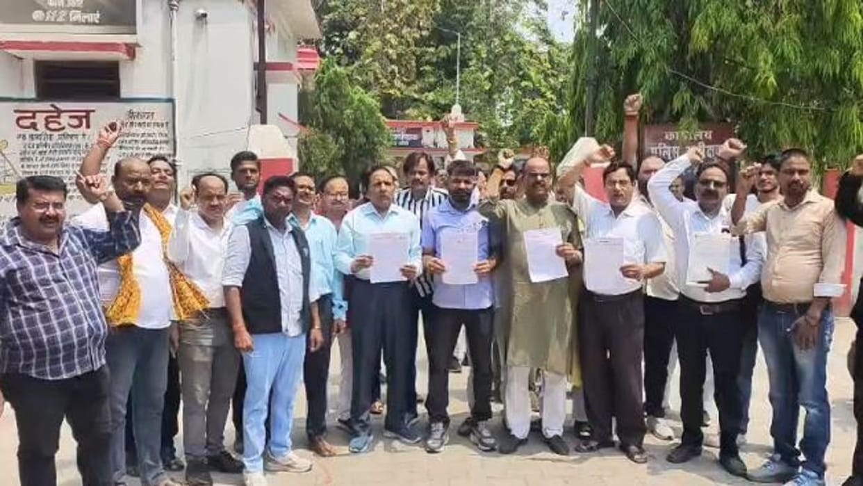 Brahmin Community Submits Memorandum to SP over Objectionable Content in Lakhimpur kheri