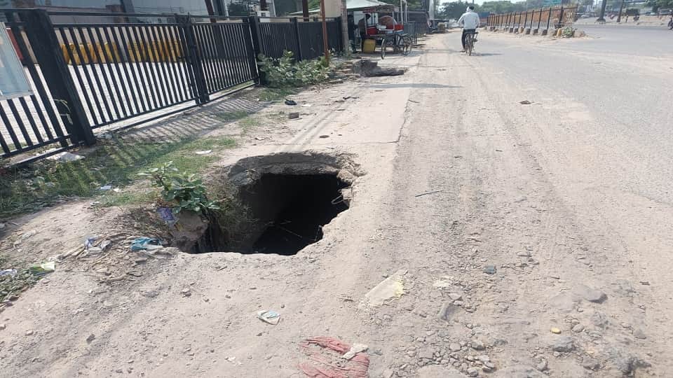Worker Dies After Falling Into Open GAIL Gas Chamber in Firozabad