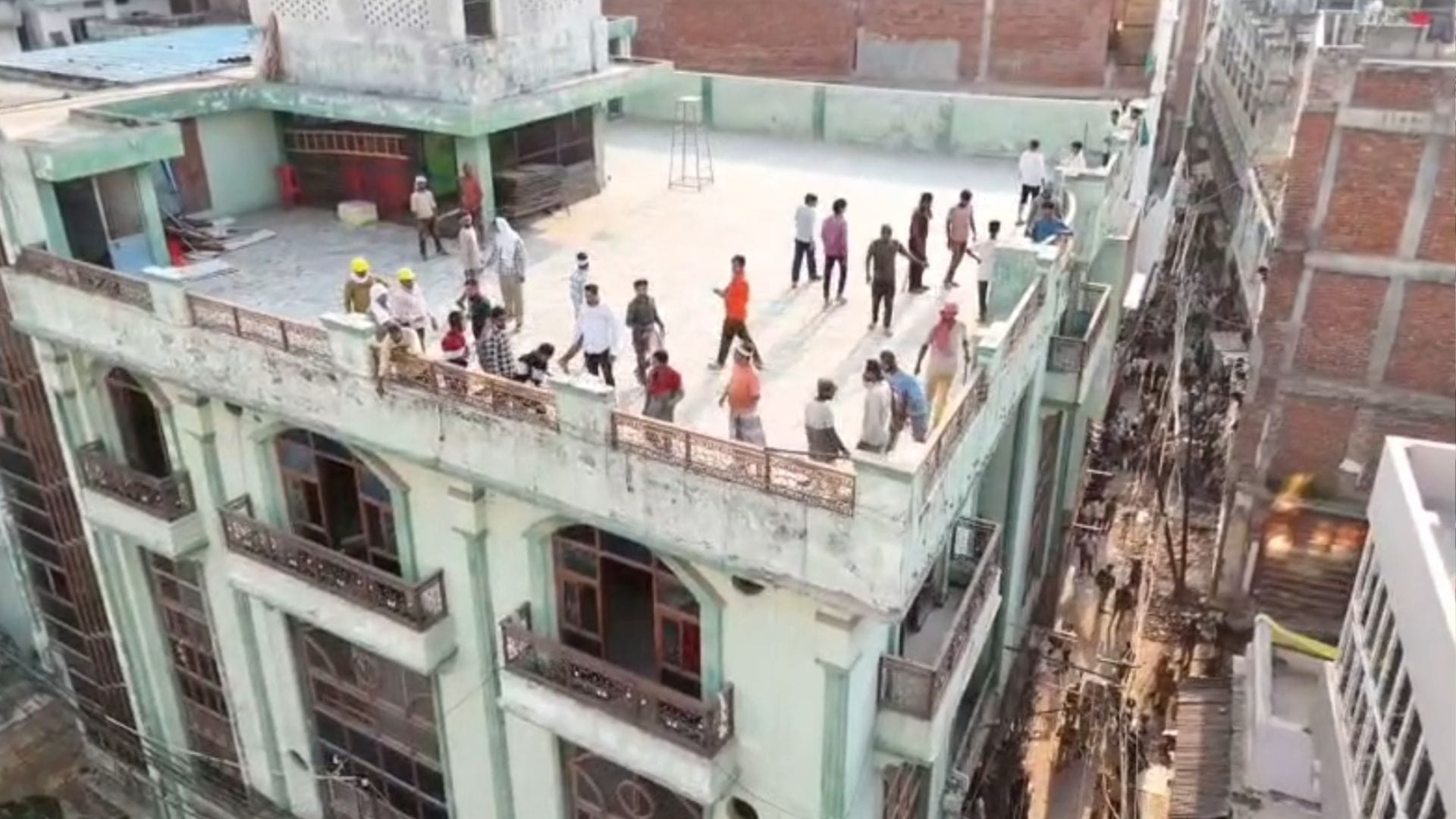 Widening Bulldozers Raze 17 Buildings in Dalmandi in varanasi