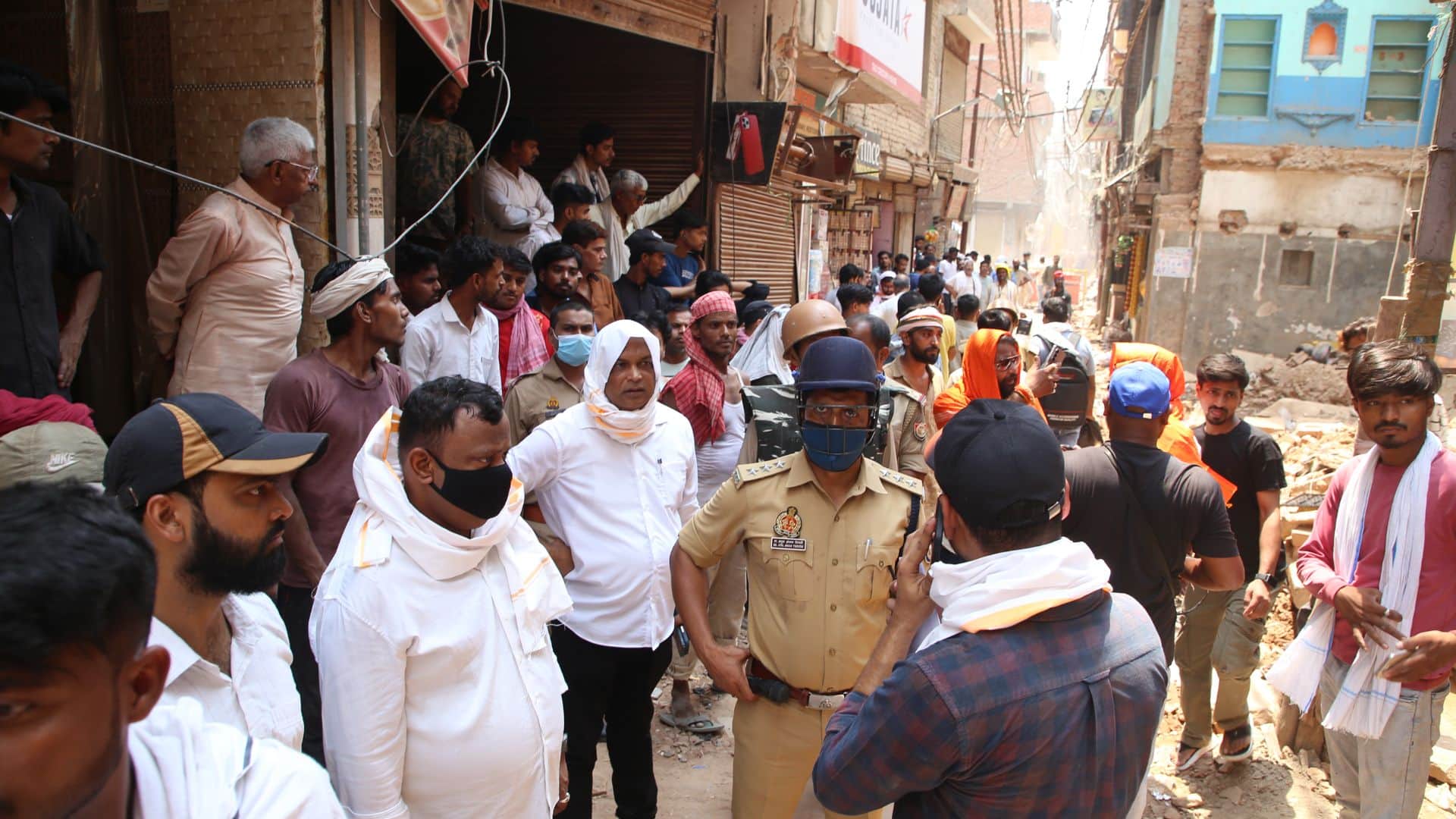 Widening Bulldozers Raze 17 Buildings in Dalmandi in varanasi