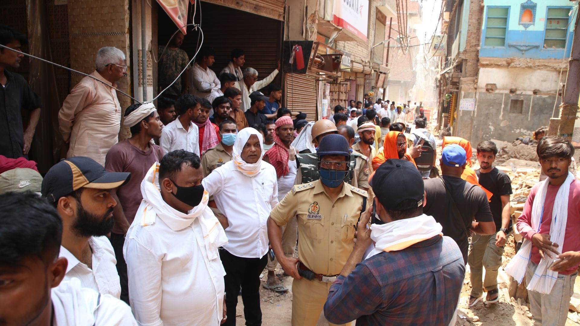 Widening Bulldozers Raze 17 Buildings in Dalmandi in varanasi