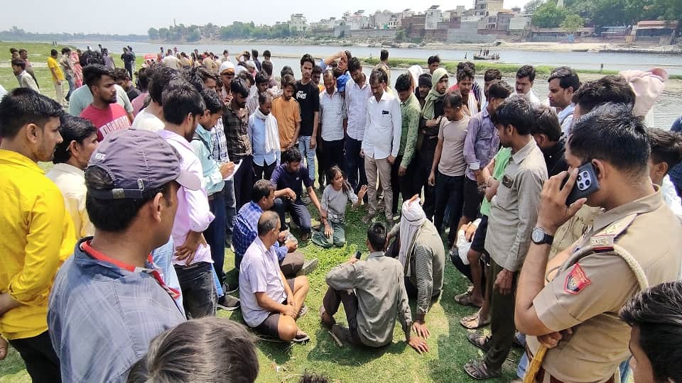 Yamuna tragedy: Friends drowned one by one before their eyes Kajal narrated the horrifying story of four death