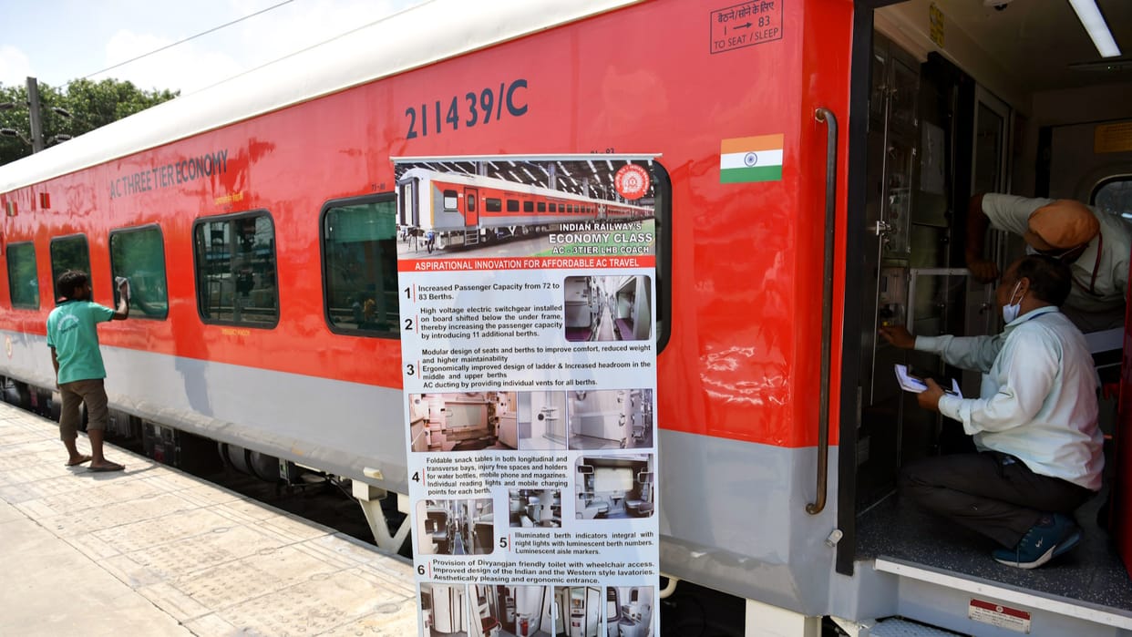 Railway News: Bareilly and Manwar Sangam Express get LHB rakes; passengers will experience fewer jerks.