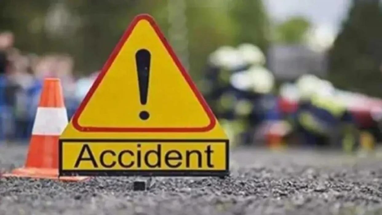 Five members of family killed after their vehicle hit roadside tree in Jharkhand Simdega