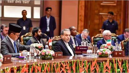 Iranian FM Araghchi appeals, 'BRICS platform is important, openly condemn those who violate the UN Charter'