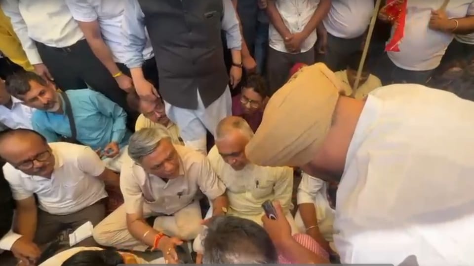 Jalandhar Controversy Erupts Over Permission for Balaji Ki Chowki MLA Raman Arora Returns Security Cover