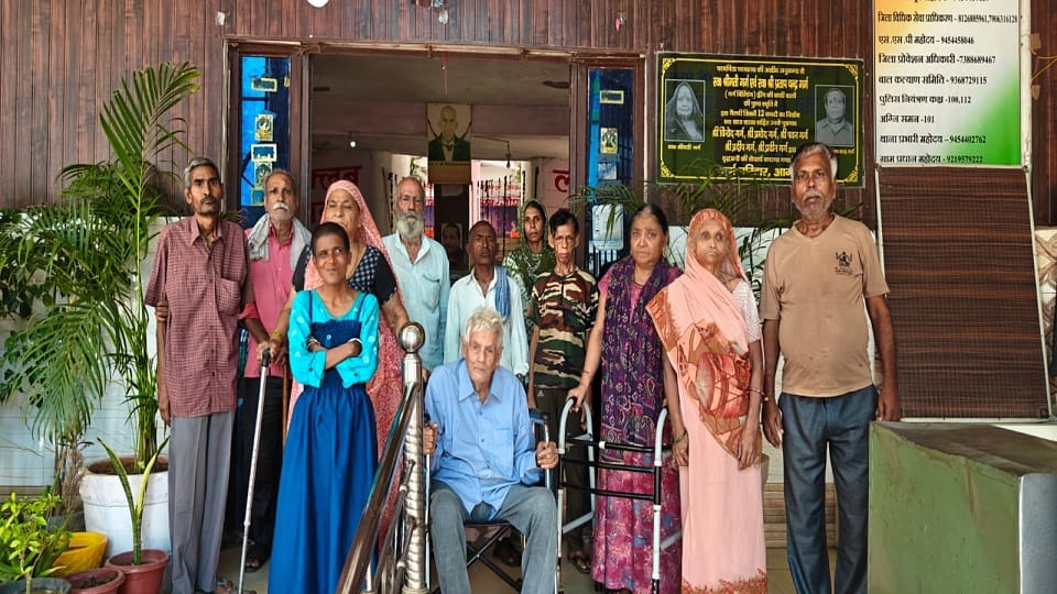 Abandoned and Lonely Elderly Find Hope at Agra Old Age Home