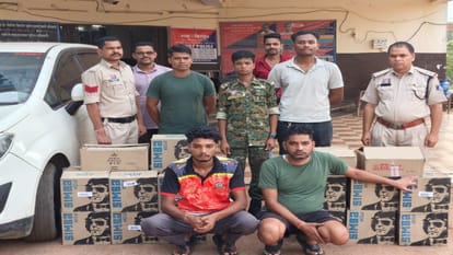अवैध शराब के साथ पुलिस की गिरफ्त में आरोपी