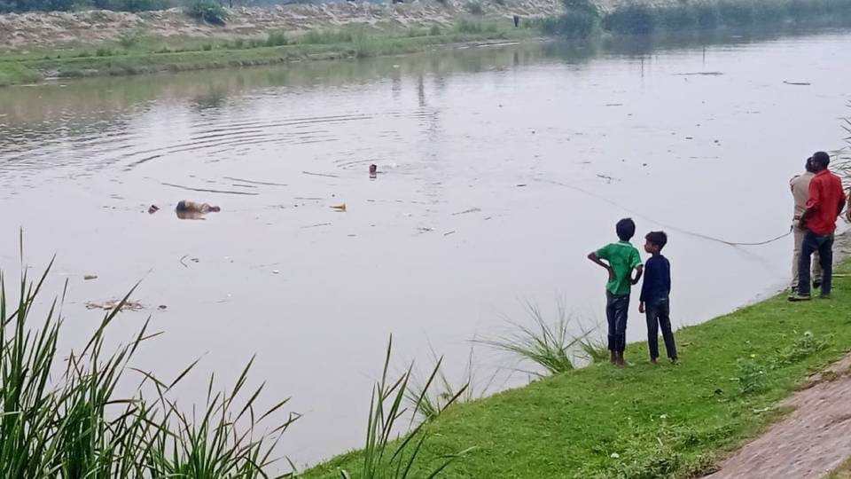 Bodies of two men and one woman found floating in Indira Canal in Raebareli police are investigating