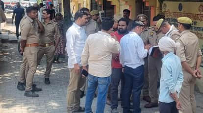 Banda Bundelkhand Expressway Accident Scorpio Shattered Four Lives Lost Despite Airbags Deploying