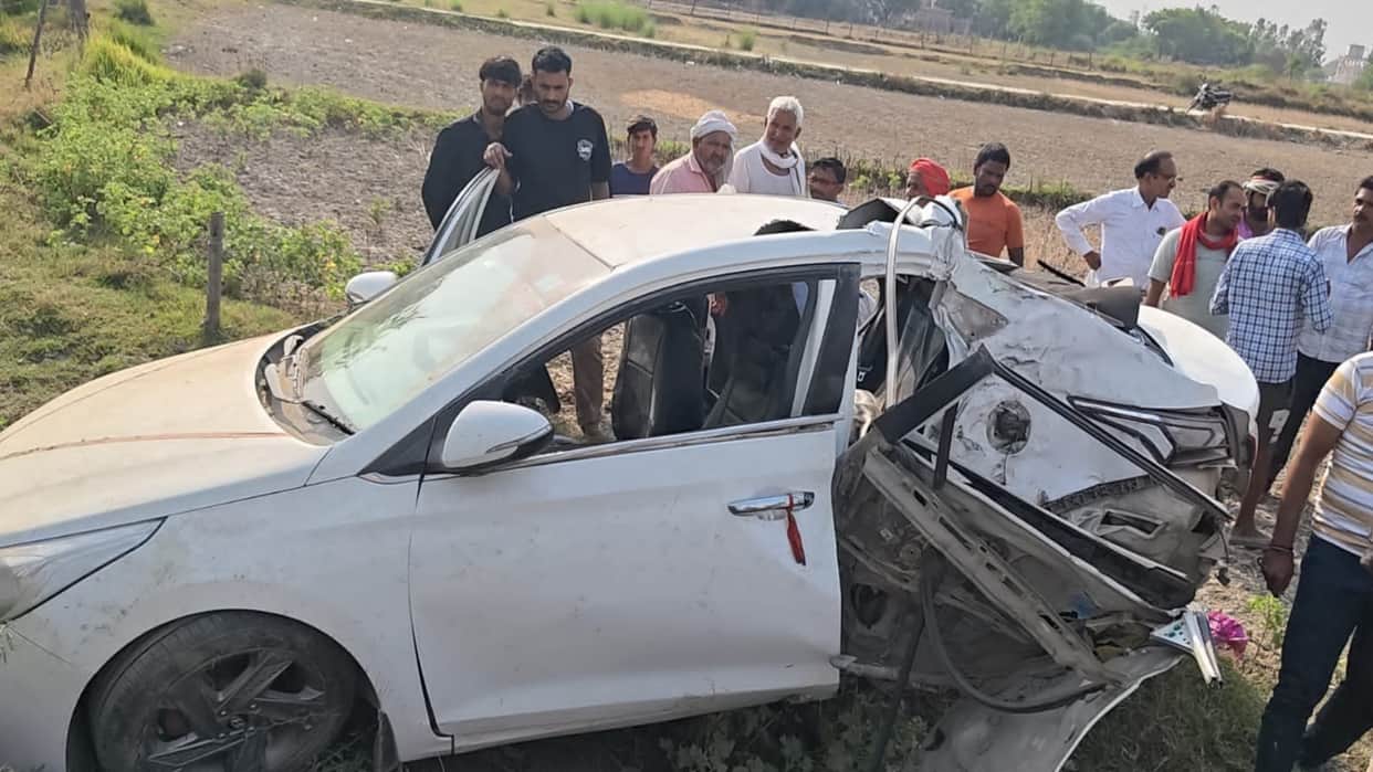 Pratapgarh Crime: Horrific road accident in Kunda's Maheshganj, two dead