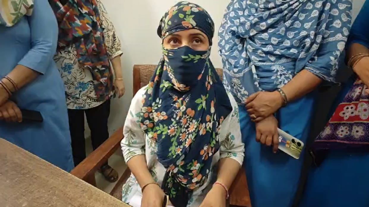 Female Staff at Fatehabad Polyclinic Lashes Out at Newly Appointed Doctor