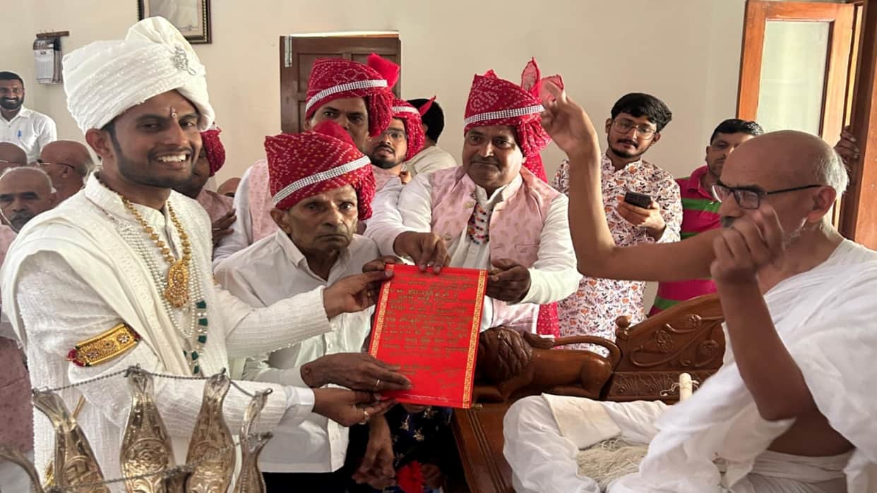 Sirohi News: Only Brother of 11 Sisters to Renounce Worldly Life, Set to Take Diksha on June 27