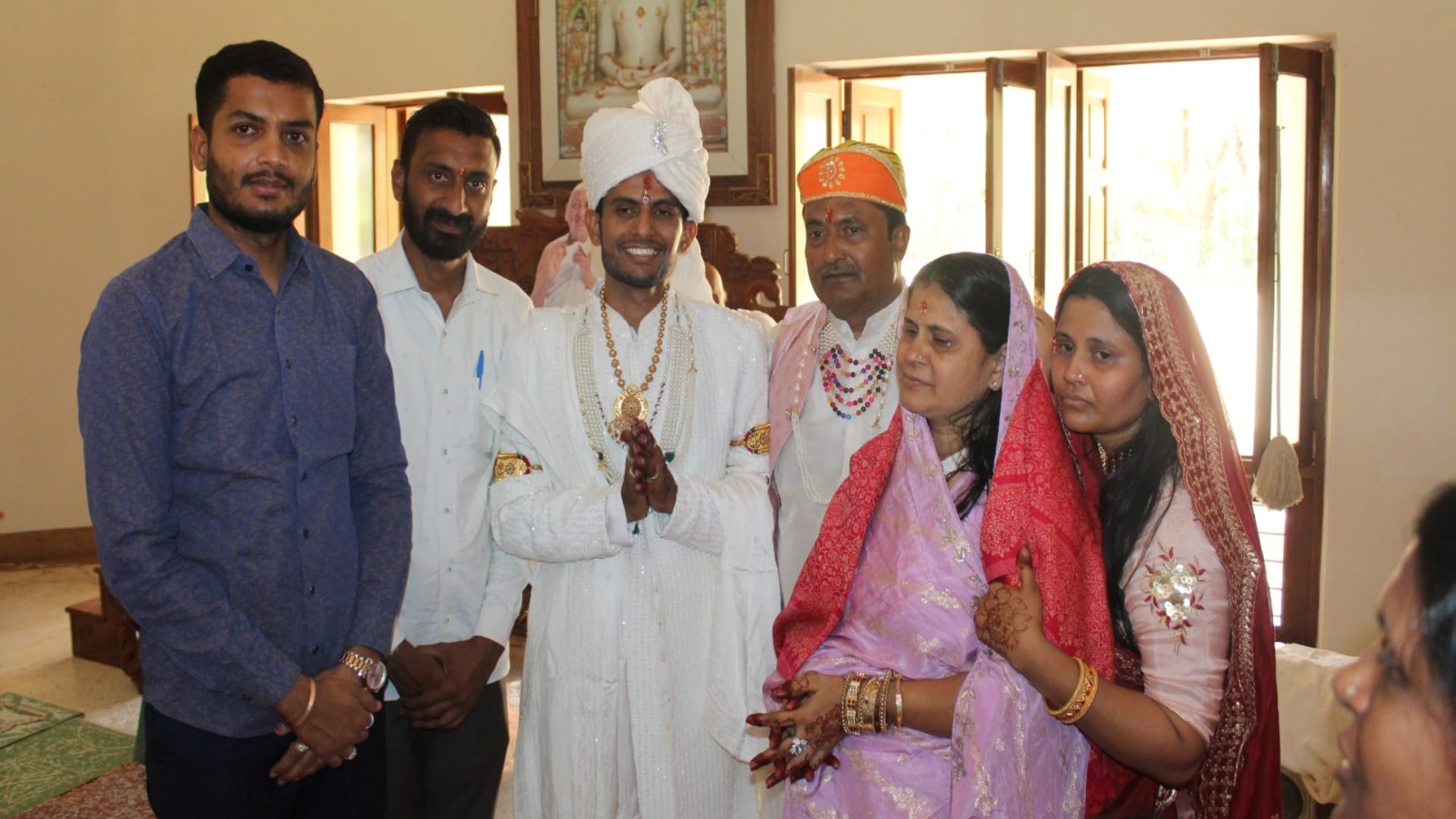 Sirohi News: Only Brother of 11 Sisters to Renounce Worldly Life, Set to Take Diksha on June 27