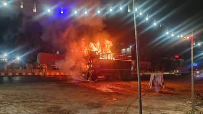 Massive Fire Breaks Out in Moving Truck on Highway