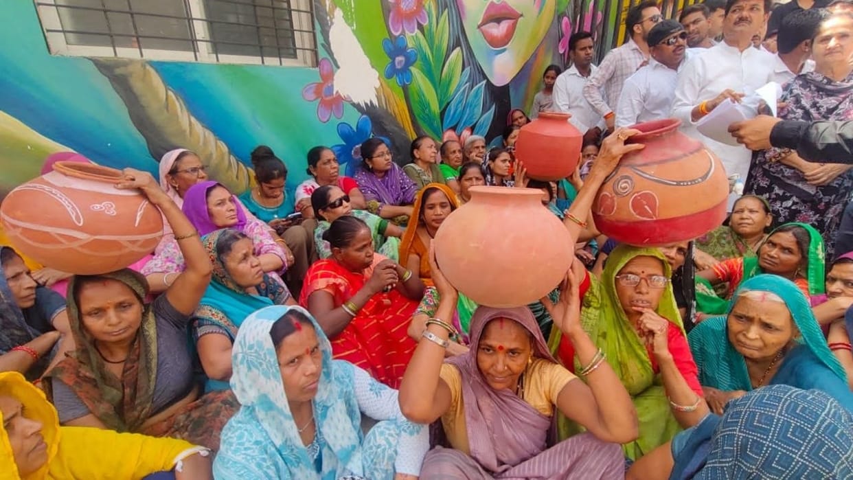 Indore News Congress protest Municipal Corporation water crisis Narmada supply
