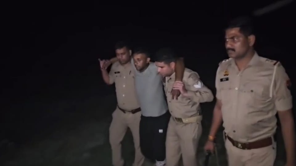 rs25 thousand Rewarded Criminal Injured in Police Encounter, Two Arrested in Saharanpur