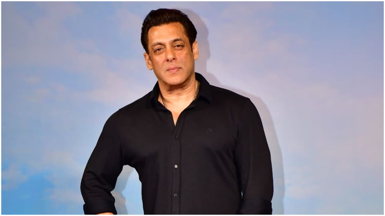 Bigg Boss: बिग बॉस 20 का पहला प्रोमो रिलीज, सलमान खान ने रिलीज डेट के साथ दिया बड़ा सरप्राइज 4 salmana khana 78bf3c24ced61bdfe2ec58d832ffead8.jpeg?w=414&dpr=3