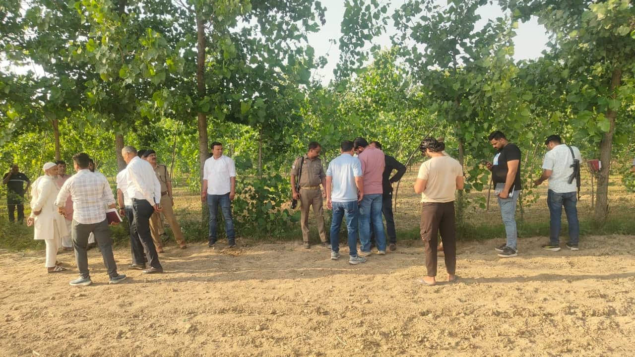 Student Murdered in Bareilly The soil was clutched in fist struggle ensued to survive