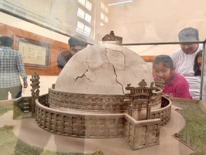 world-museum-day-indore-collectors-rare-coins-stamps