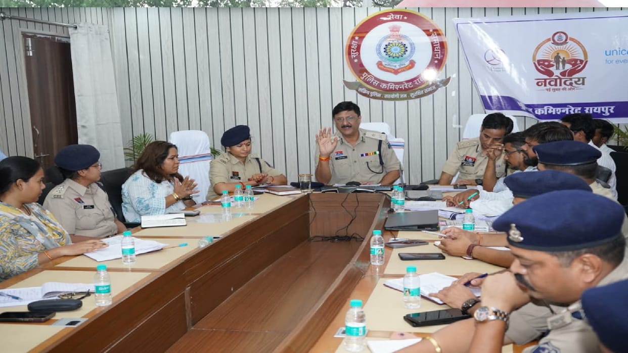 Raipur Police's new initiative to prevent child crime, 'Navodaya - Towards a New Dawn' program launched