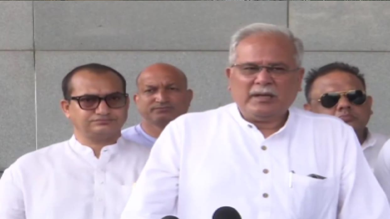 Former CM Bhupesh Baghel attacks on petrol-diesel prices and fertilizer crisis, questions central government p