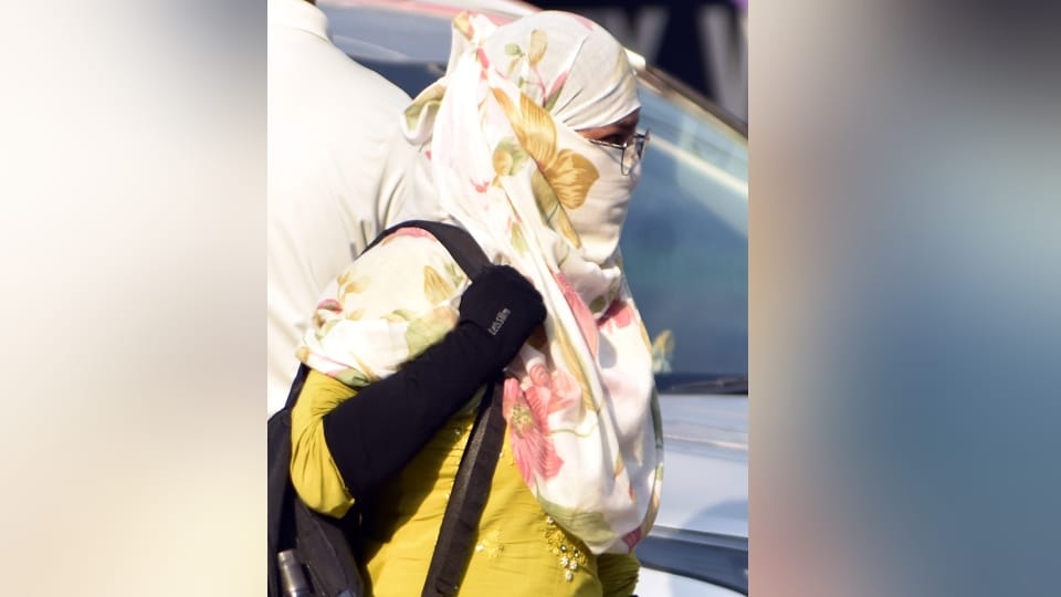 West UP Weather: Mercury may cross 43 degrees, strong sunlight has troubled us since morning