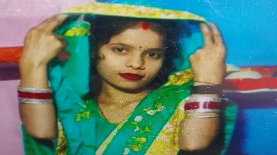 Woman commits suicide by drinking acid