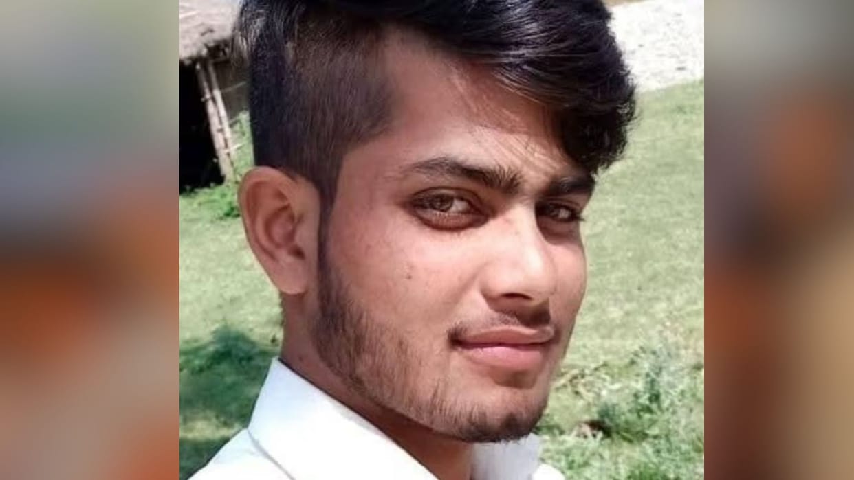 A young man from East Champaran, who had come to Gopalganj to meet his girlfriend
