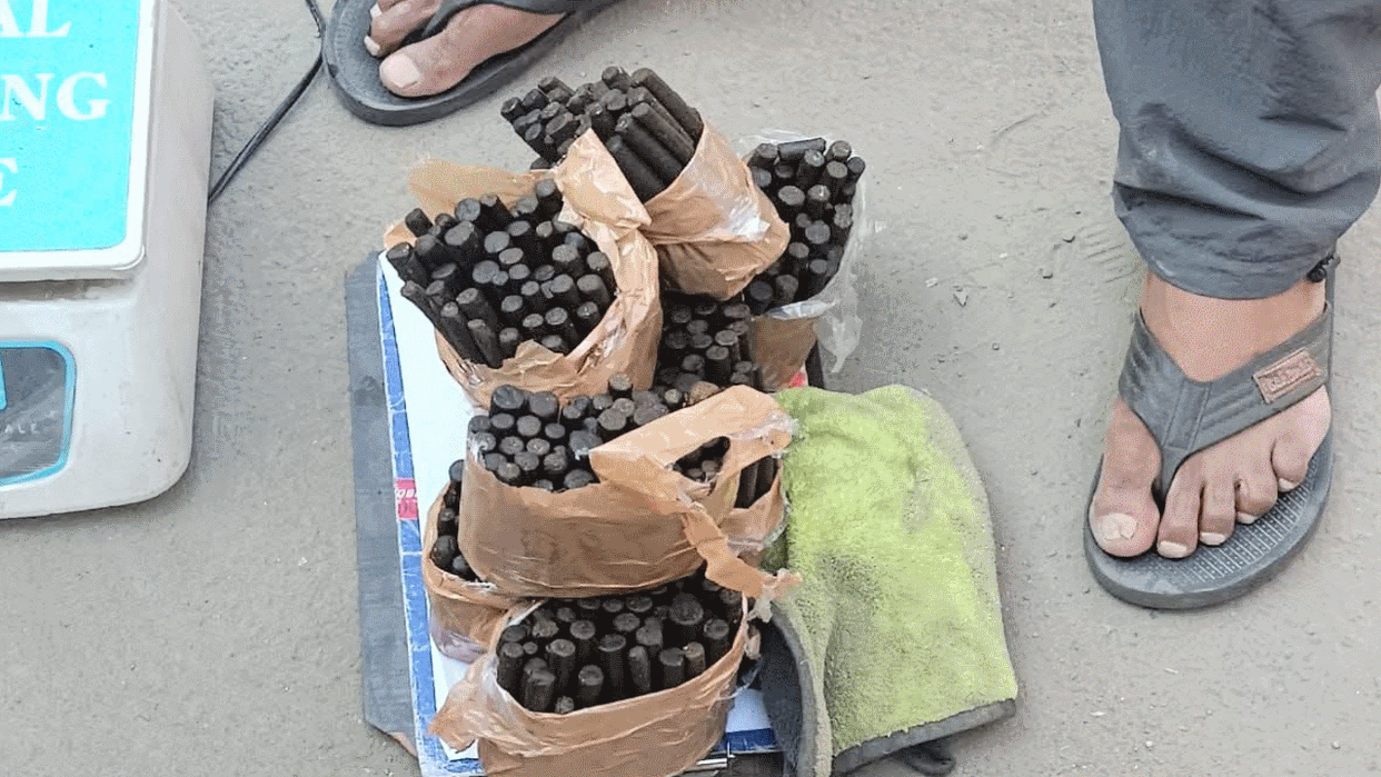 Himachal: Two Men from Kullu Arrested with 4 kg of Charas; 'Chitta' Seized from Five Youths