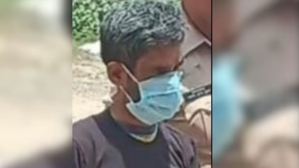Friend Murdered by Strangulation dead Body Hung from Tree to Stage Suicide in ghazipur