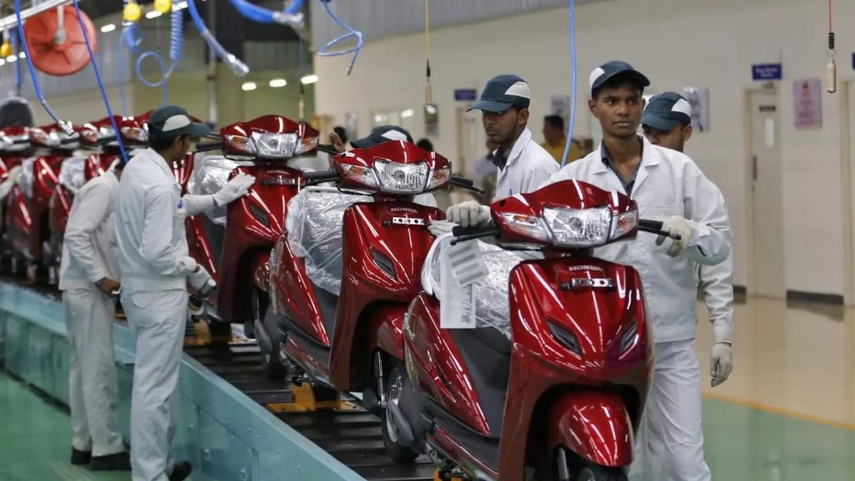 Top 10 Scooters April 2026: Honda Activa Leads, Hero Destini Posts Massive 488% Growth
